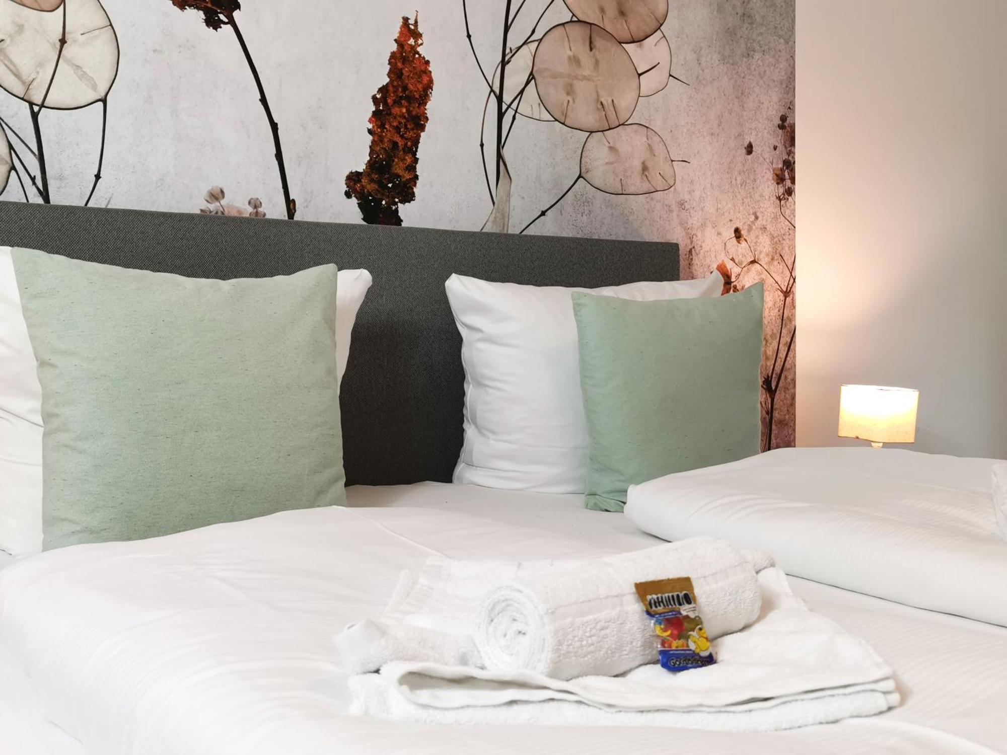 Bohnapartments - Design Suiten Am Markt - Vollausstattung - Wlan - Zentrum Ilmenau Extérieur photo