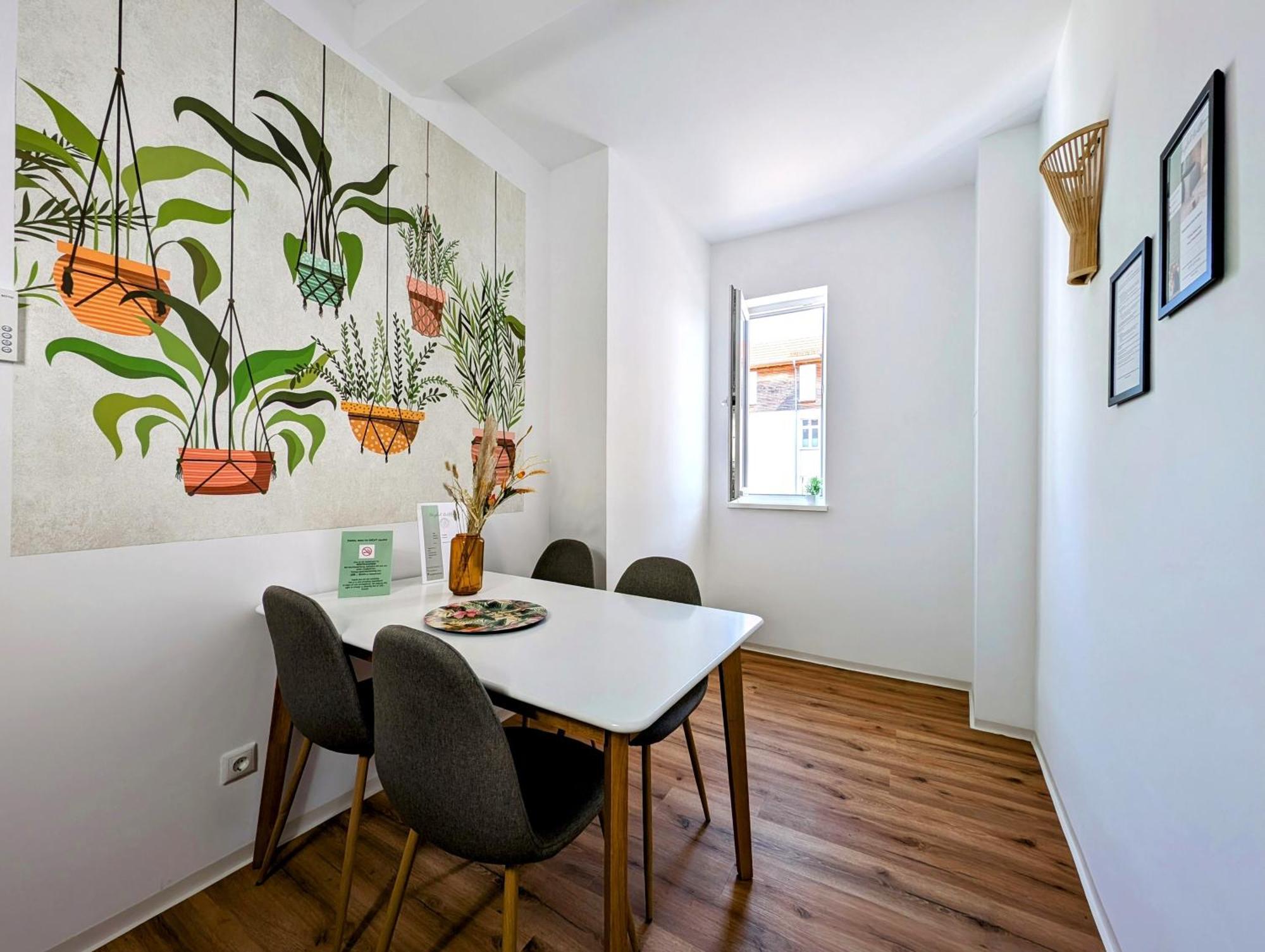 Bohnapartments - Design Suiten Am Markt - Vollausstattung - Wlan - Zentrum Ilmenau Extérieur photo